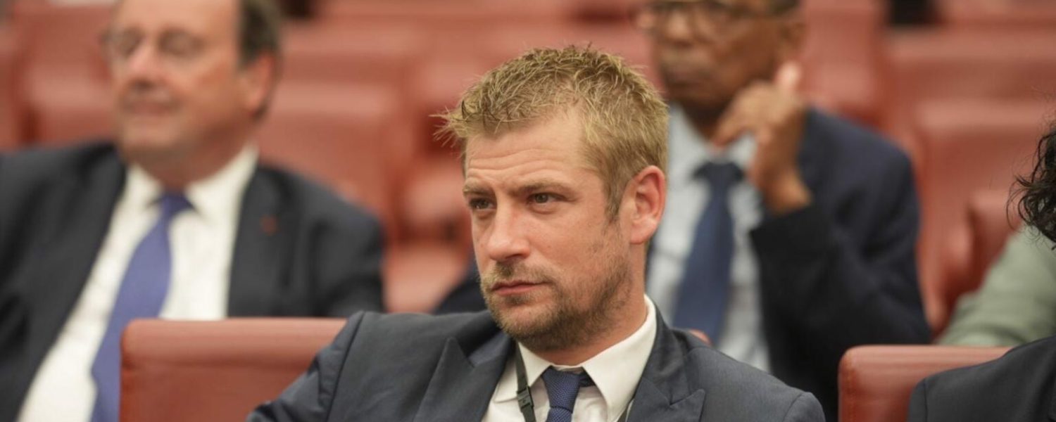 Photo-Romain-hemicycle-1536x1026